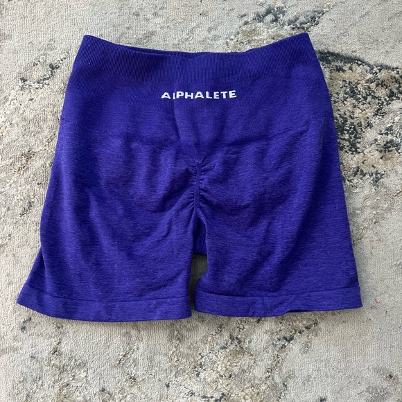 Alphalete amplify shorts digital violet - Picture 2 of 2